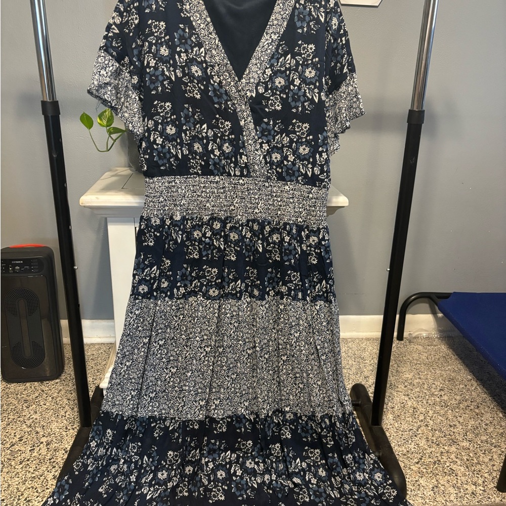 Plus navy blue and white tiered maxi dress size 20